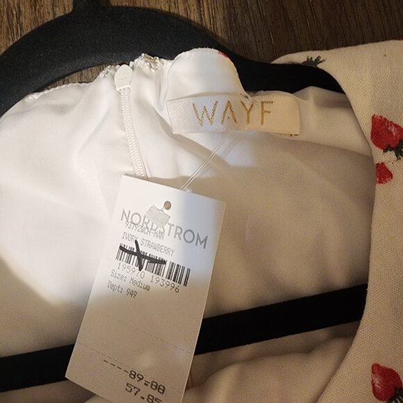 WAYF x Styled by COCO! Jayce Strawberry Print Linen Blend Dress NWT White Med - Picture 7 of 11